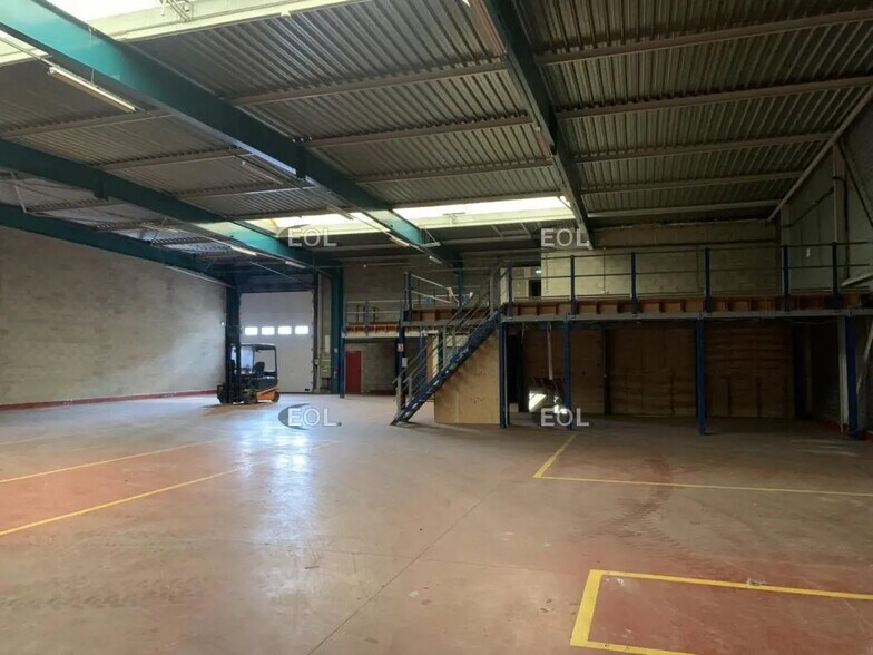 Flex in Lisses for sale - Interior Photo - Image 3 of 9