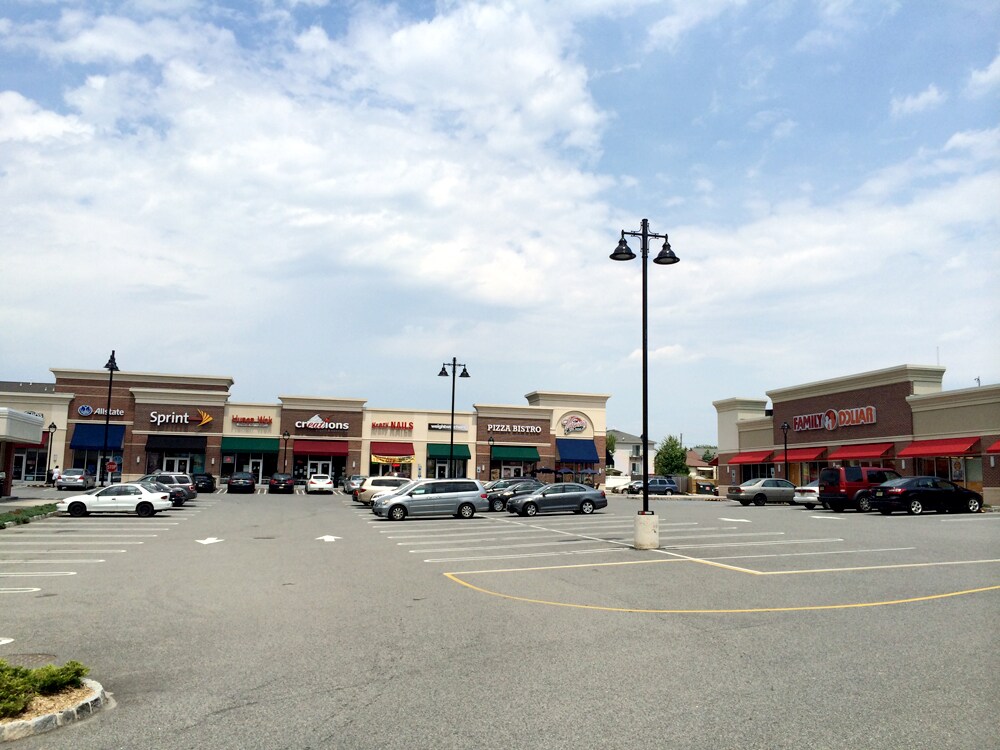 170172 Main St, Lodi, NJ 07644 Mid Towne Plaza