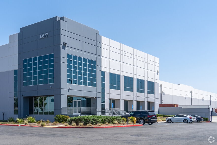 2358 Cottonwood Ave, Riverside, CA for lease - Building Photo - Image 1 of 11