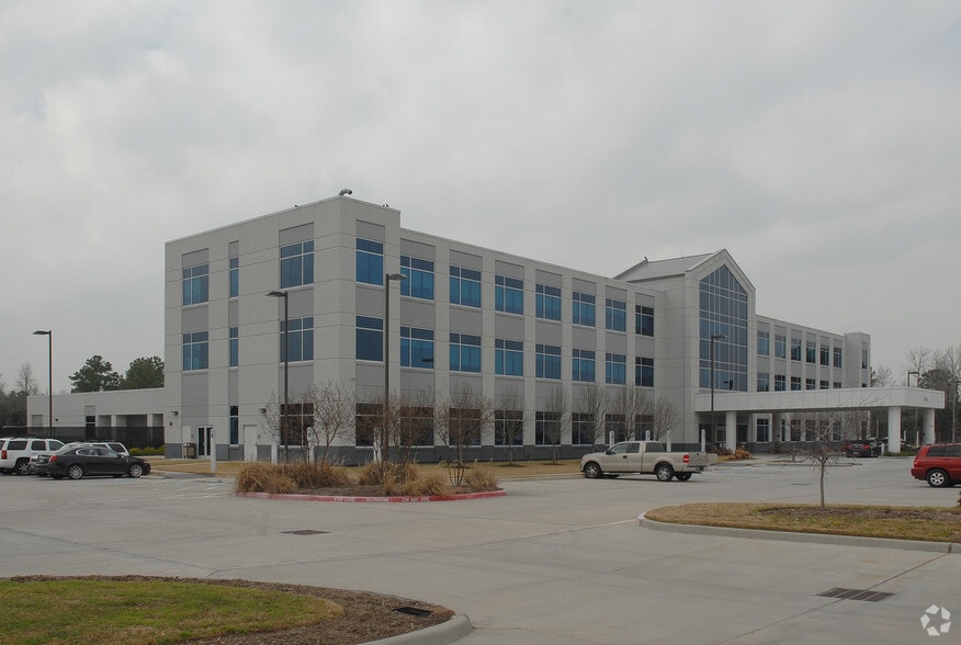 505 Graham Dr, Tomball, TX for sale - Building Photo - Image 3 of 36