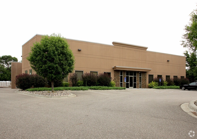 3185 Terminal Dr, Eagan, MN for lease - Primary Photo - Image 1 of 3
