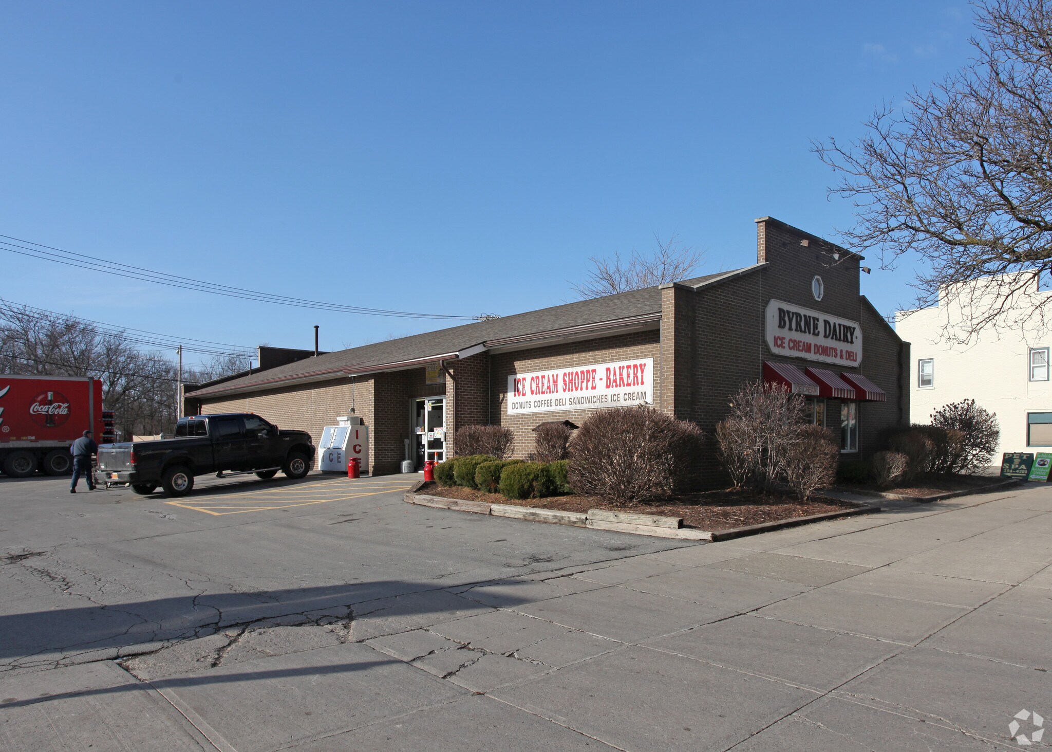254 S Main St, Canandaigua, NY for sale Primary Photo- Image 1 of 1