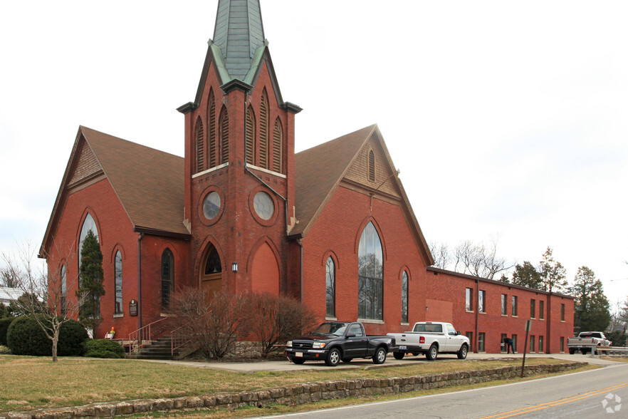 11700 Main St, Louisville, KY for sale - Primary Photo - Image 1 of 1