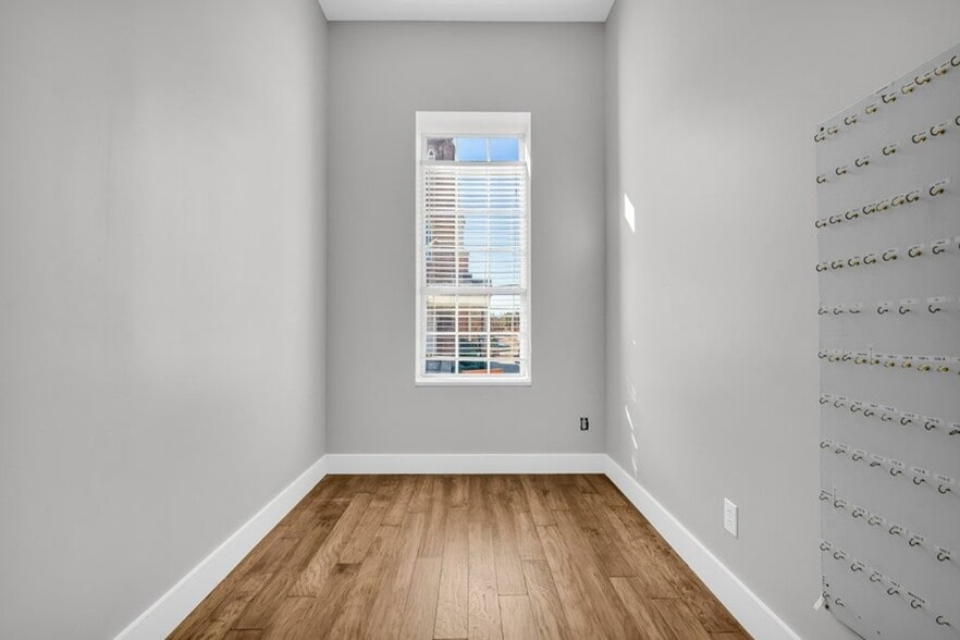 201 Lafayette St, Starkville, MS for lease - Building Photo - Image 2 of 19