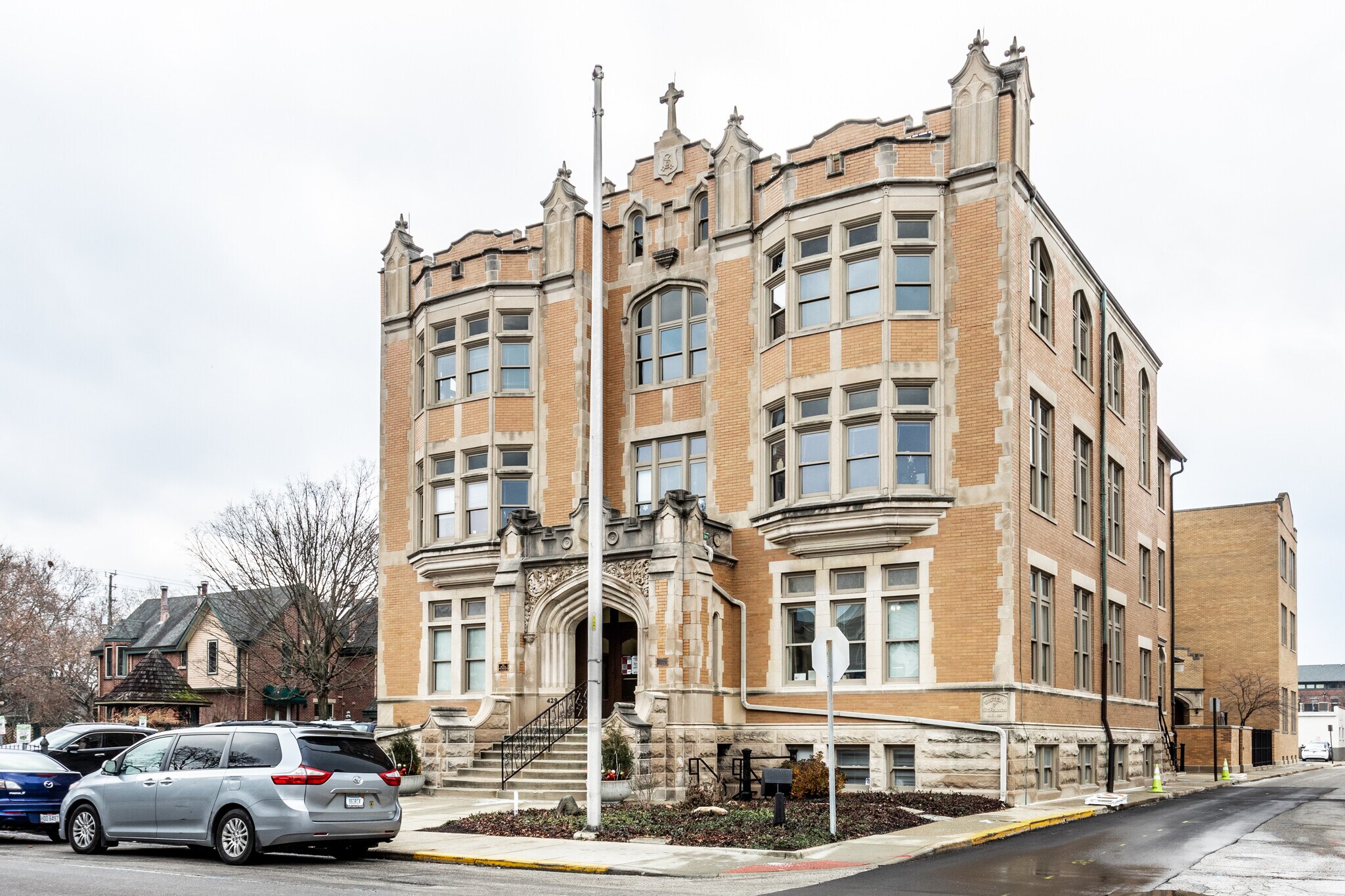 429 E Vermont St, Indianapolis, IN 46202 The Academy at Lockerbie