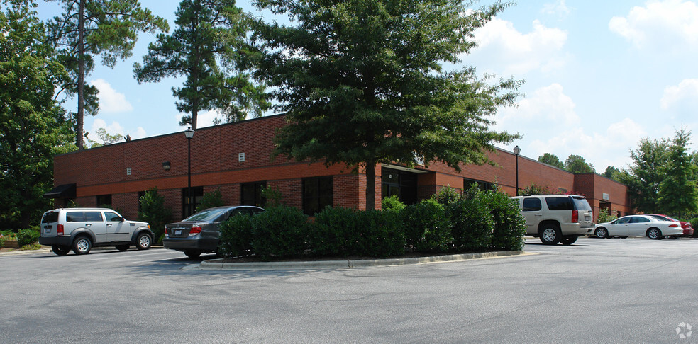 3225 Blue Ridge Rd, Raleigh, NC for lease - Building Photo - Image 3 of 21