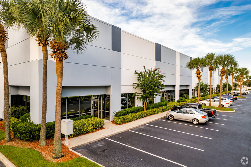 230 Sunport Ln, Orlando, FL for lease - Primary Photo - Image 1 of 6