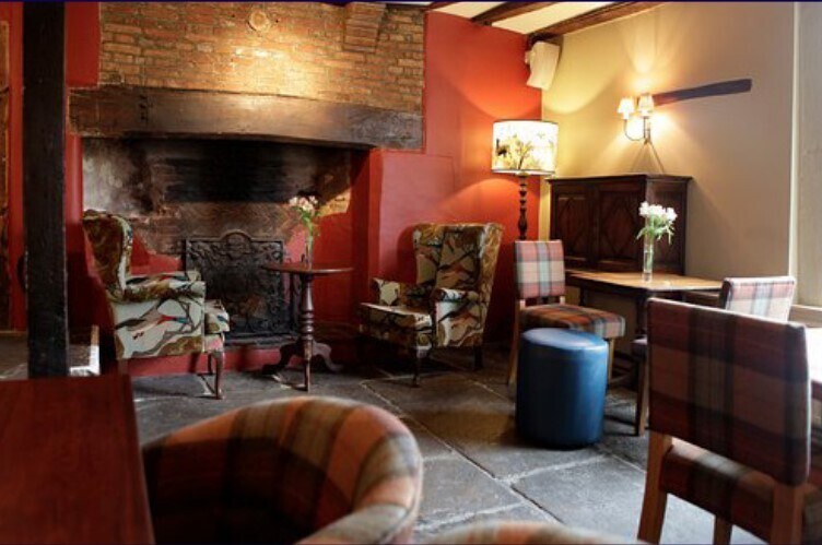 29-30 High St, Thame for sale - Interior Photo - Image 3 of 5