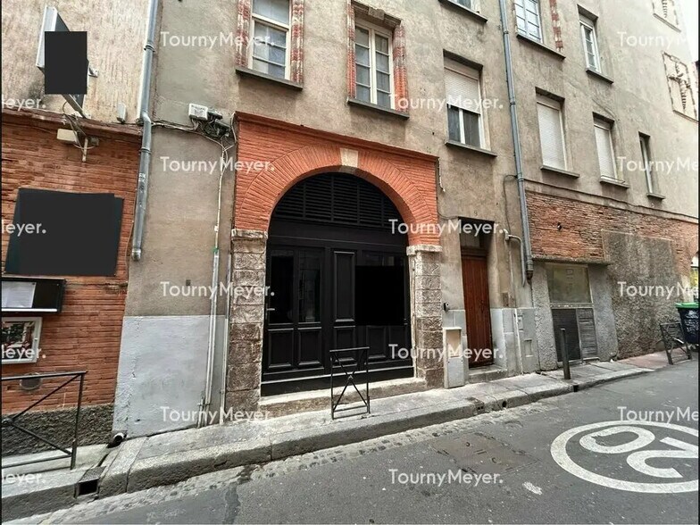 Retail in Toulouse for lease - Building Photo - Image 2 of 2