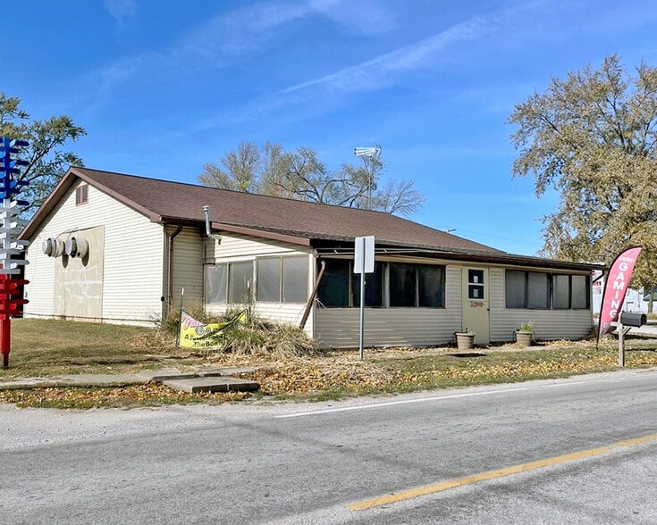109 S Maple St, Mulberry Grove, IL for sale - Building Photo - Image 3 of 23