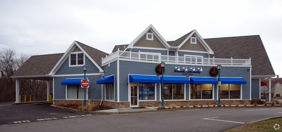 71 South County Commons Way, South Kingstown, RI for sale - Building Photo - Image 1 of 1
