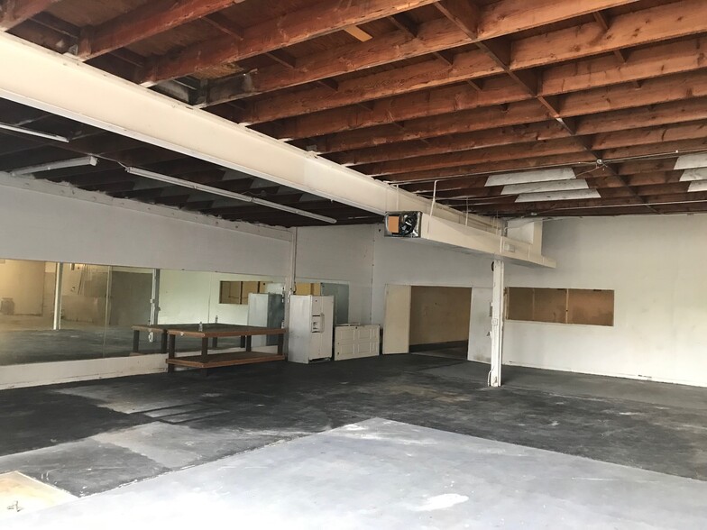 213 26th, Sacramento, CA for lease - Building Photo - Image 2 of 19