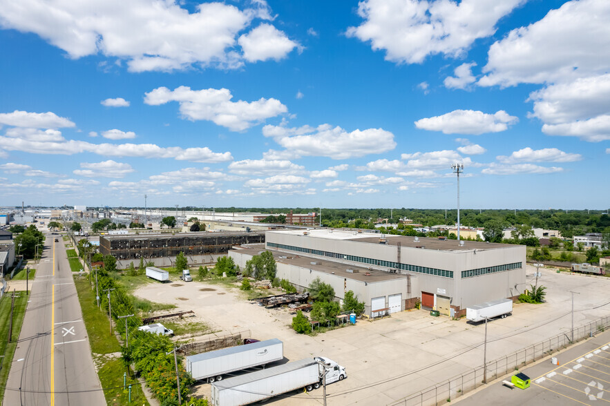 20200 Mount Elliott Rd, Detroit, MI for sale - Aerial - Image 3 of 4