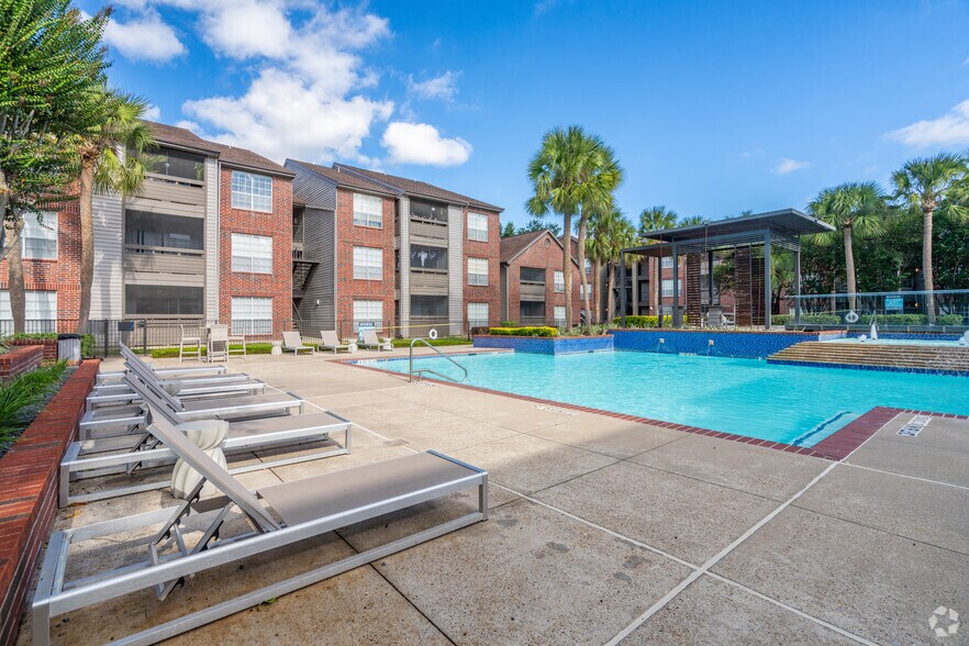 15902 Highway 3, ster, TX 77598