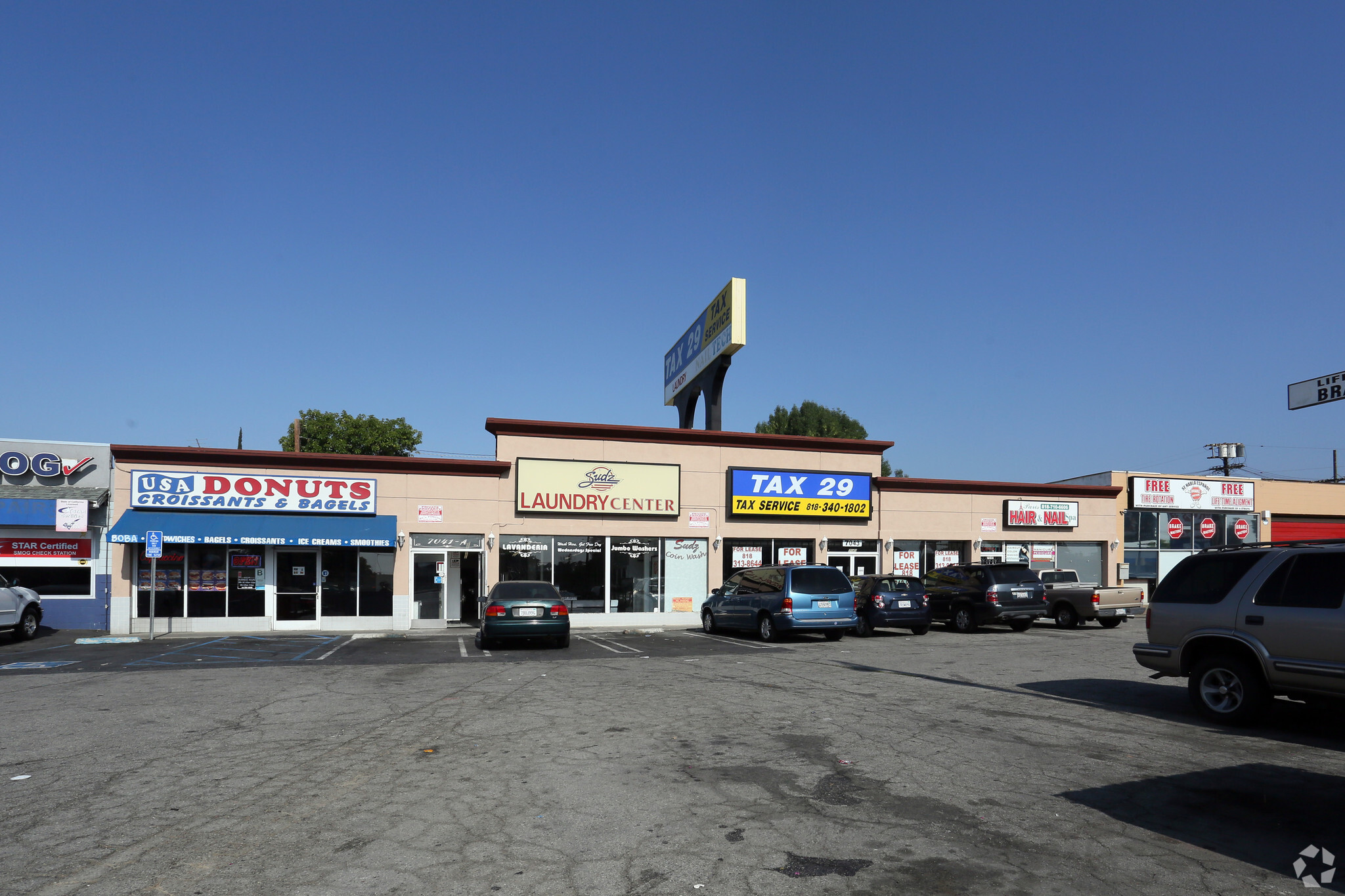 7043 Topanga Canyon Blvd, Canoga Park, CA for sale Building Photo- Image 1 of 6