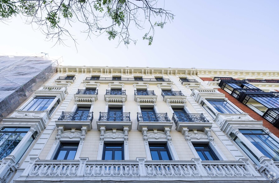 Paseo de Recoletos, 33, Madrid, Madrid for lease - Building Photo - Image 3 of 10