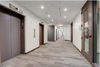 3077 N Mayfair Rd, Wauwatosa, WI for lease Floor Plan- Image 1 of 2