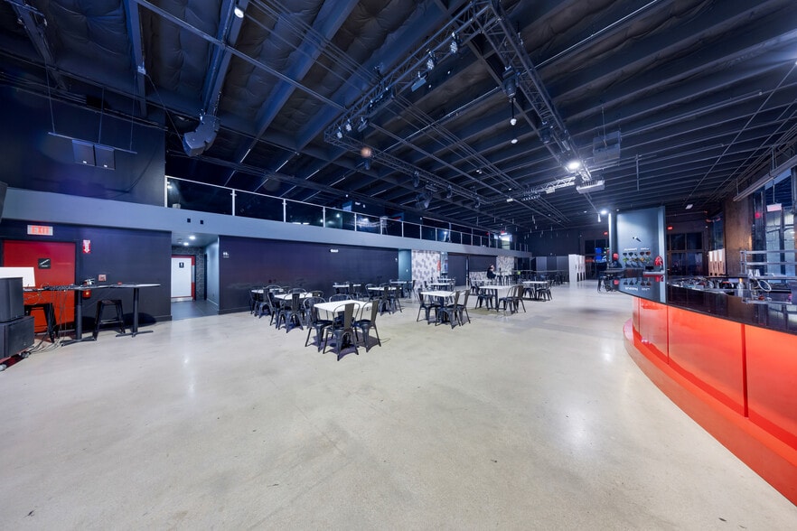 1360 NW 88th Ave, Doral, FL for sale - Interior Photo - Image 3 of 90