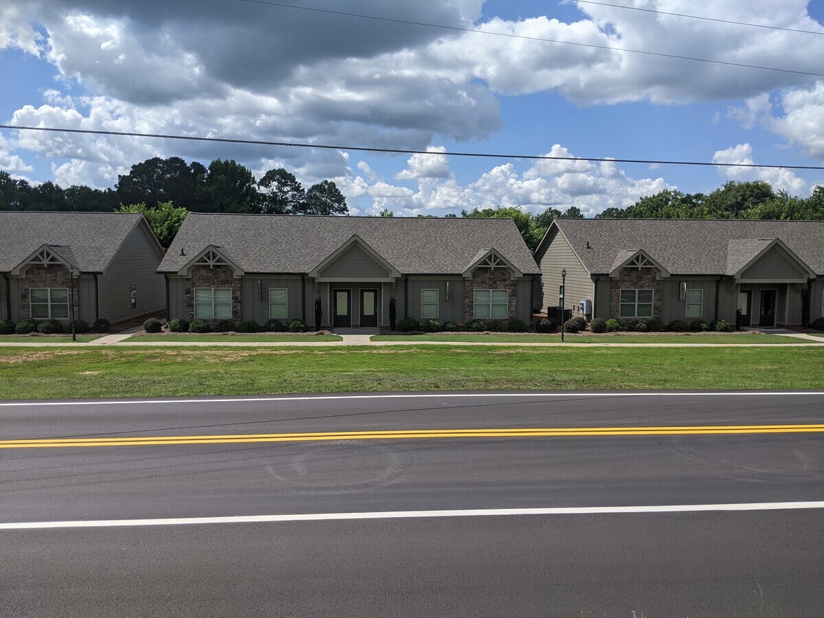 1800 Hog Mountain Rd, Watkinsville, GA 30677