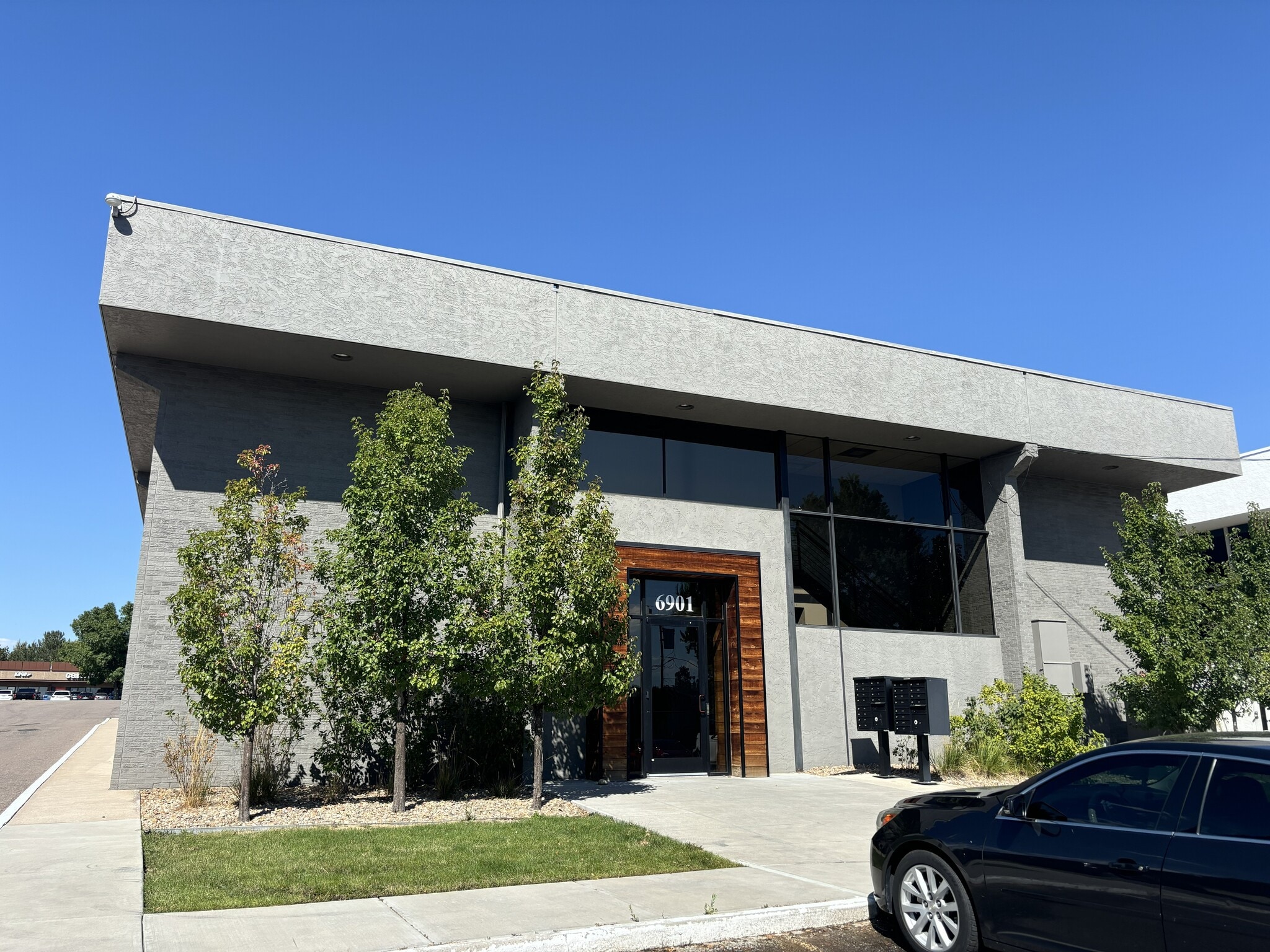 6901 S Yosemite St, Englewood, CO for lease Interior Photo- Image 1 of 4