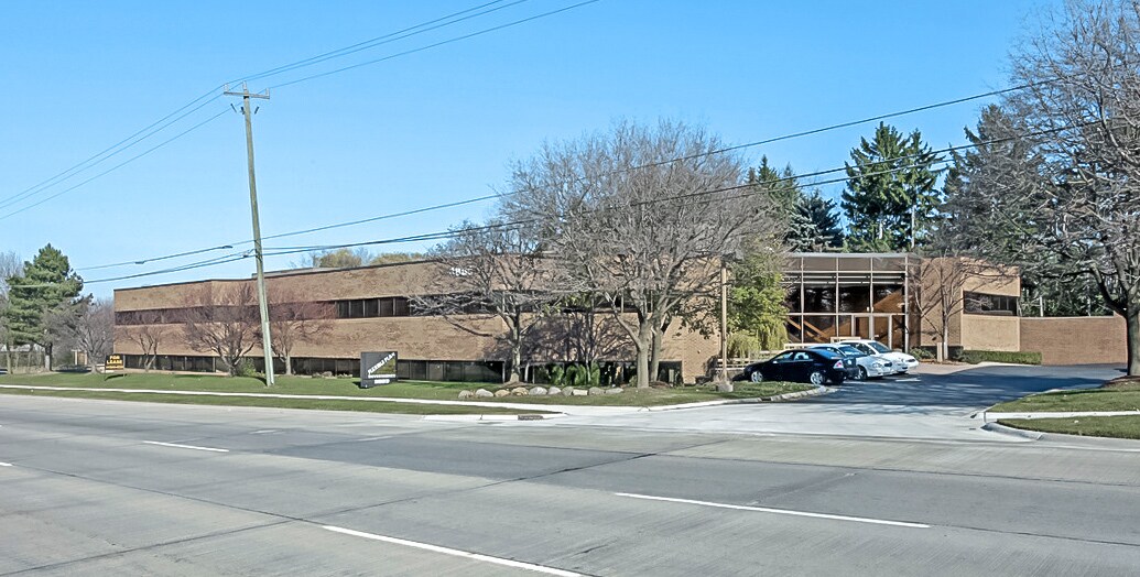 3883 Telegraph Rd, Bloomfield Hills, MI 48302 Devon Hills Office Bldg