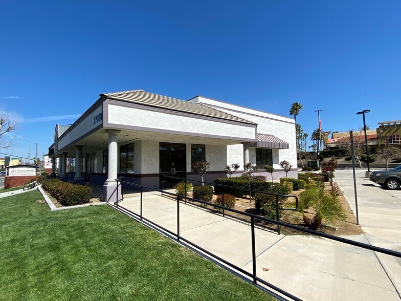 27580 Ynez Rd, Temecula, CA for sale - Primary Photo - Image 1 of 1