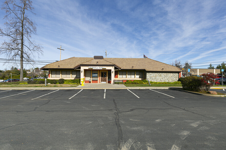 13360 Lincoln Way, Auburn, CA for lease - Building Photo - Image 3 of 16