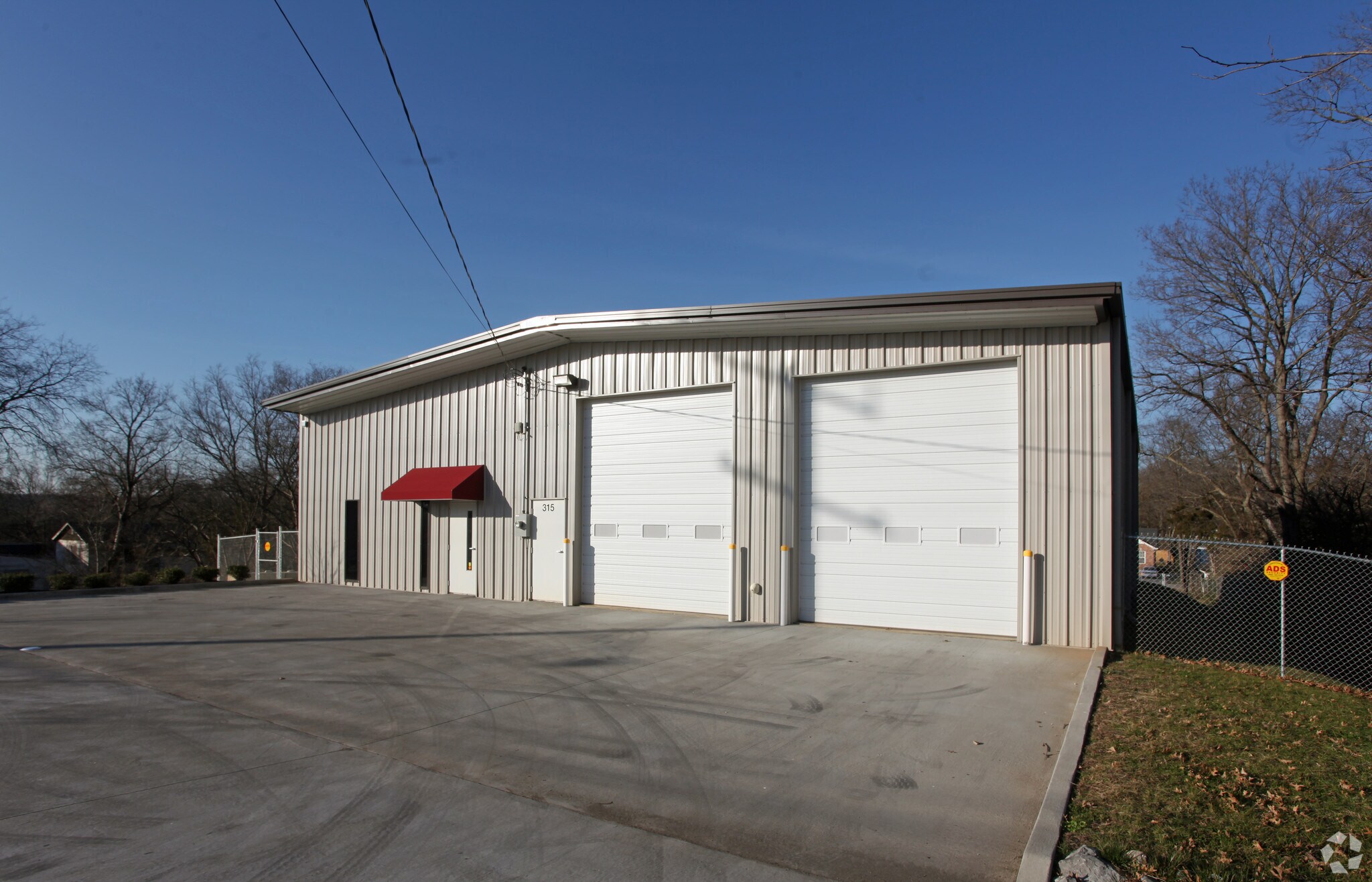 315 E Trinity Ln, Nashville, TN for sale Primary Photo- Image 1 of 1