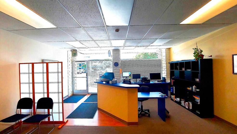 1559 S Novato Blvd, Novato, CA for lease - Interior Photo - Image 1 of 5