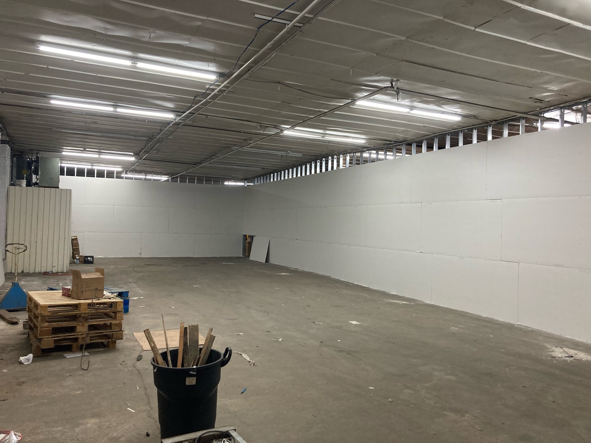 1981 Pitkin Ave, Brooklyn, NY for lease Building Photo- Image 1 of 3