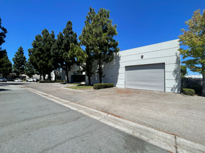 7441 Vincent Cir, Huntington Beach, CA for lease Building Photo- Image 2 of 19