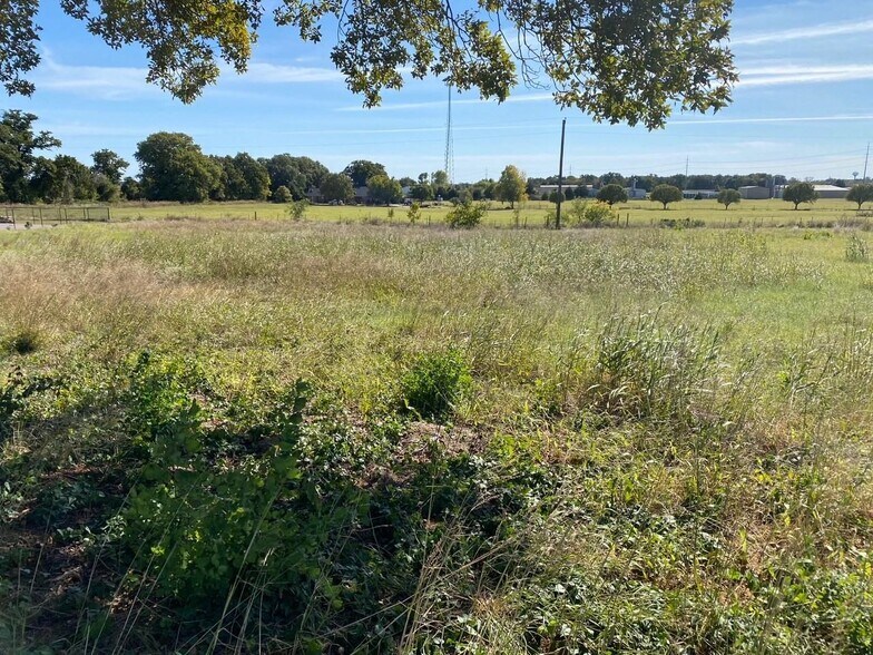 8704 Ike Byrom Rd, Krugerville, TX for sale - Other - Image 1 of 1