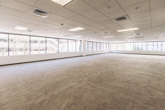 1500 SW 1st Ave, Portland, OR for lease Building Photo- Image 2 of 5