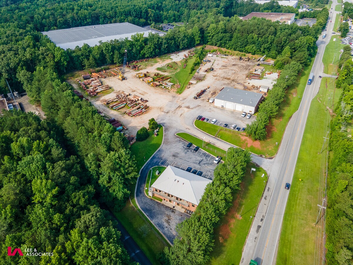 1265 Blairs Bridge Rd, Lithia Springs, GA 30122