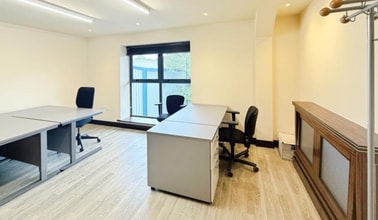 Hope Carr Rd, Leigh for lease Interior Photo- Image 2 of 4