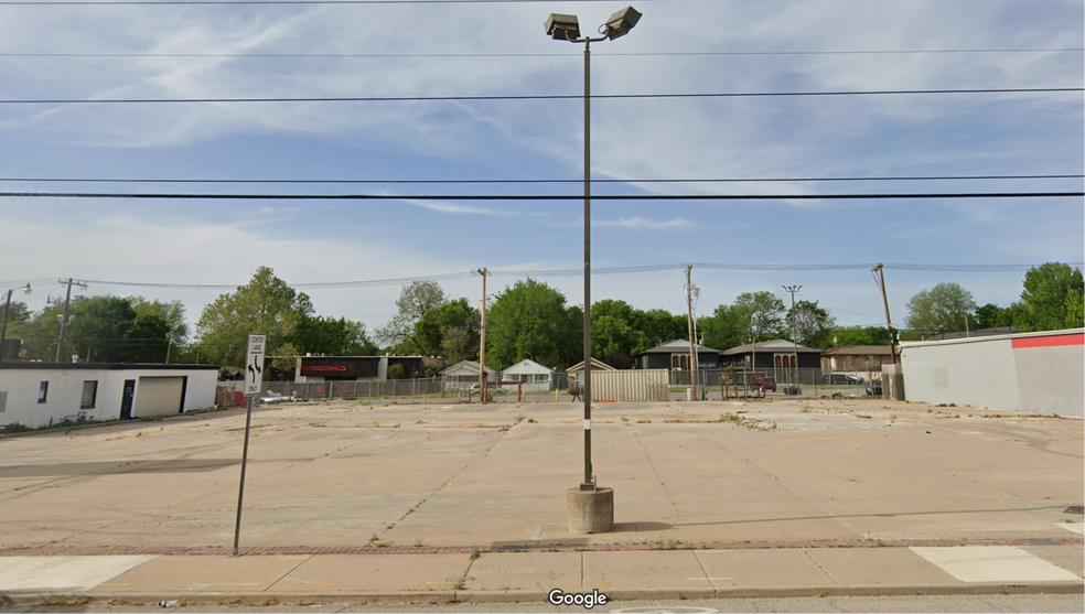 2515 E 11th St, Tulsa, OK for sale - Building Photo - Image 3 of 7