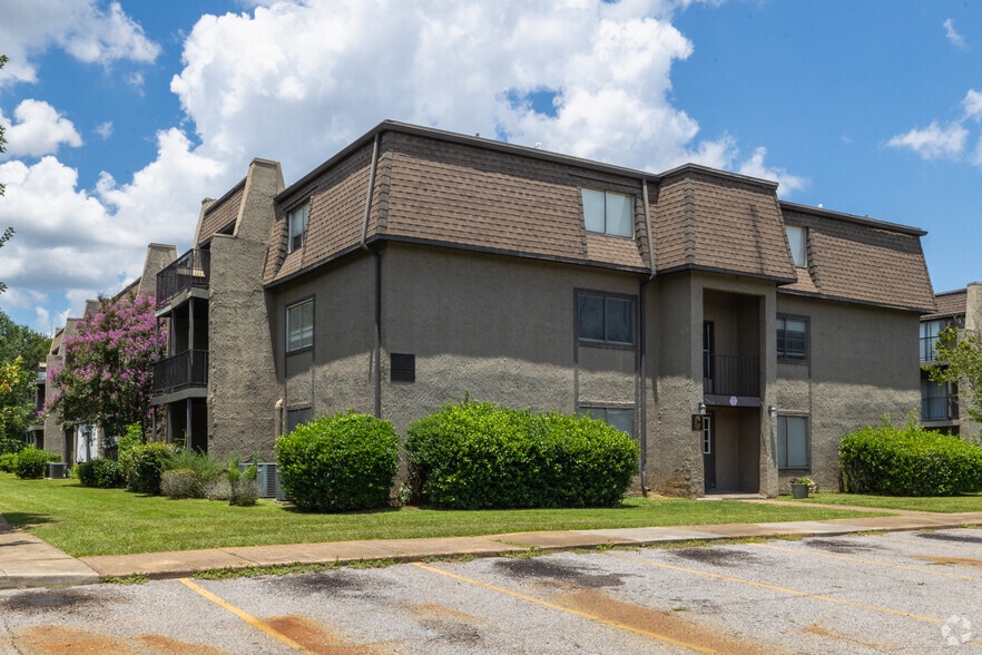 442 Cottage Hill Rd, Mobile, AL for sale - Building Photo - Image 1 of 1