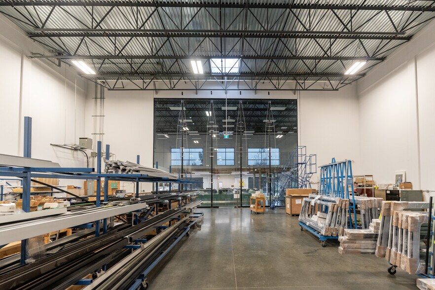 8218 N Fraser Way, Burnaby, BC for sale - Building Photo - Image 3 of 9