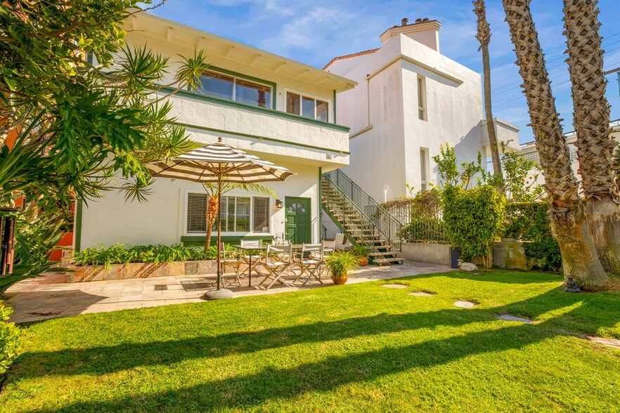 16 Spinnaker St, Marina Del Rey, CA for sale - Building Photo - Image 3 of 45