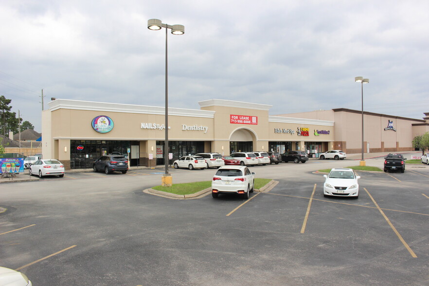 4740 Spring Cypress Rd, Spring, TX for sale - Building Photo - Image 1 of 1