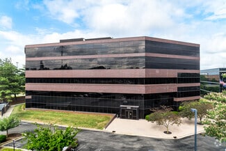 Paragon Office Park - Pub