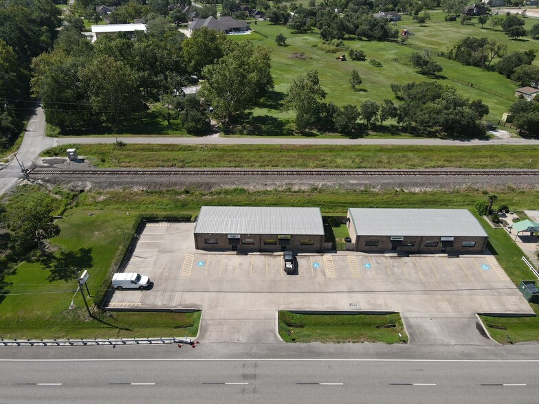 13031 Tx-6 Hwy, Santa Fe, TX for sale - Building Photo - Image 1 of 8