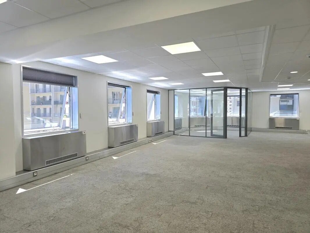 235 Cours Lafayette, Lyon, RHO 69006 -  -  - Interior Photo - Image 1 of 6