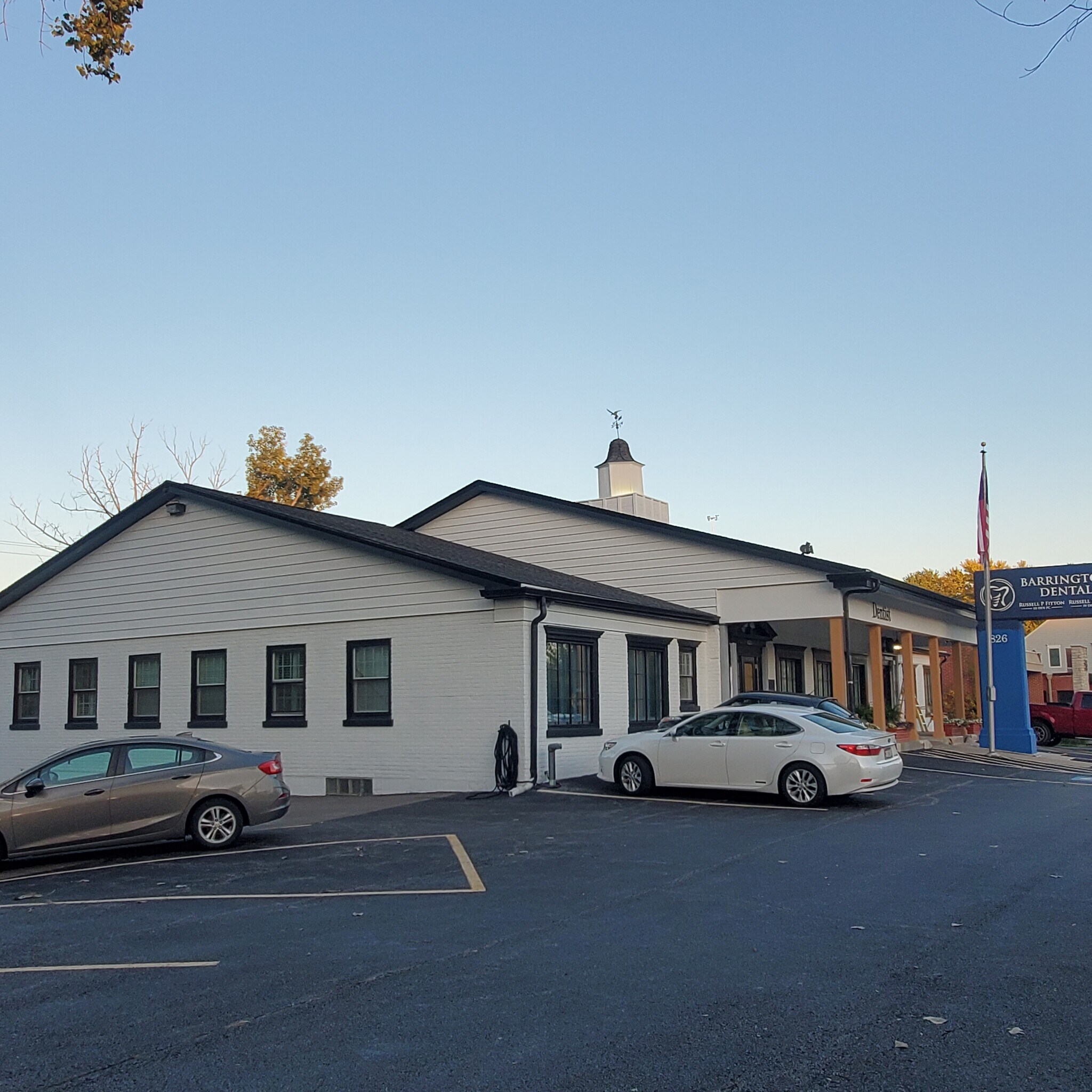 820-826 S Northwest Hwy, Barrington, IL for lease Building Photo- Image 1 of 9
