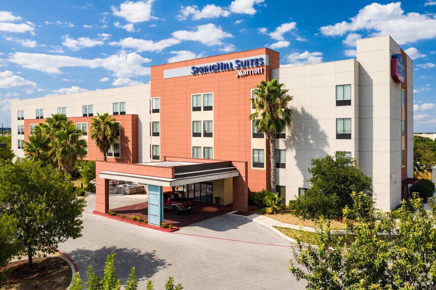 138 Richland Hills Dr San Antonio - 138 Richland Hills Dr San Antonio TX Primary Photo 1 Large 