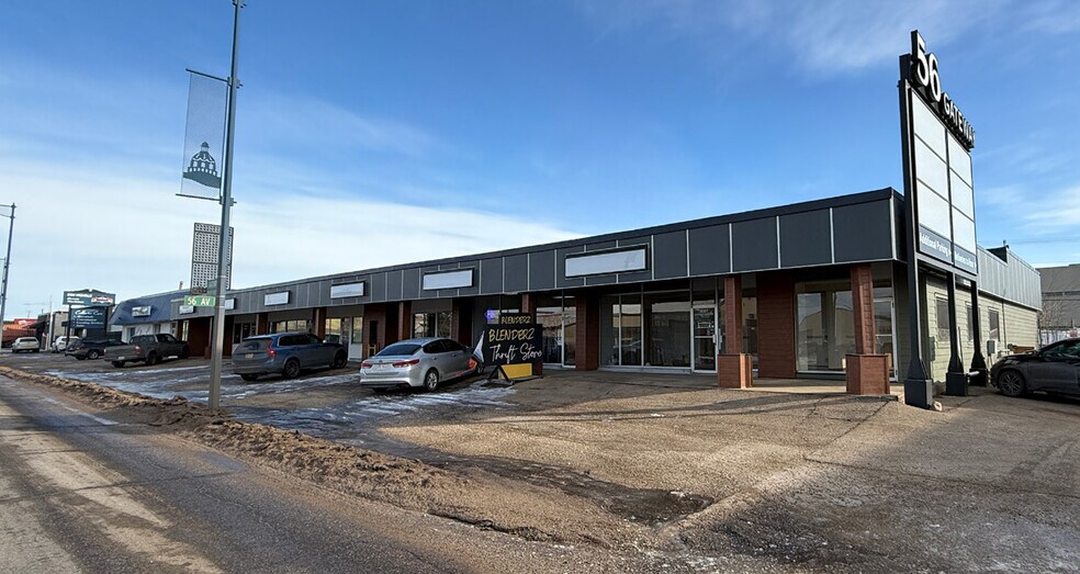 5611 Gateway Blvd NW, Edmonton, AB for sale - Building Photo - Image 1 of 1