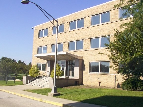 21000 Brookpark Rd, Cleveland, OH for sale - Primary Photo - Image 1 of 1