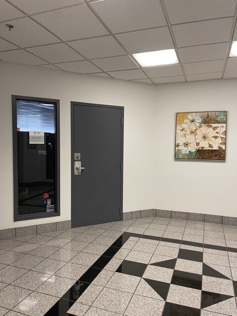 1489 Webster St, San Francisco, CA for lease Lobby- Image 1 of 11