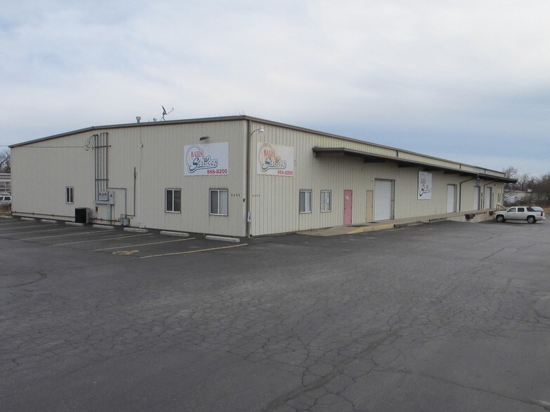 2136 E Pythian St, Springfield, MO for sale - Building Photo - Image 1 of 1