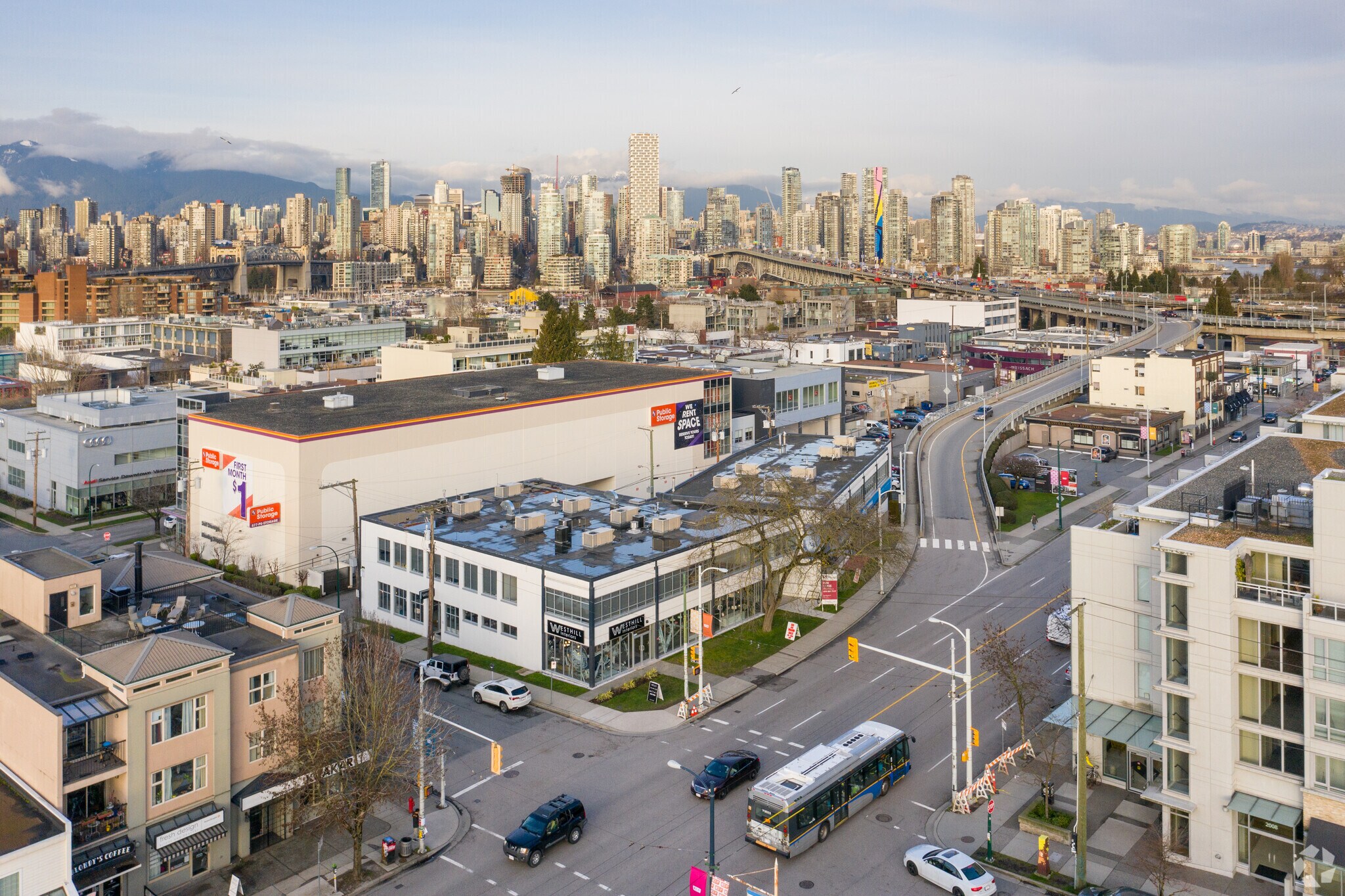 1675 Av West 4th, Vancouver, BC Retail for Lease 1675 Av West 4th, Vancouver, BC Retail for Lease